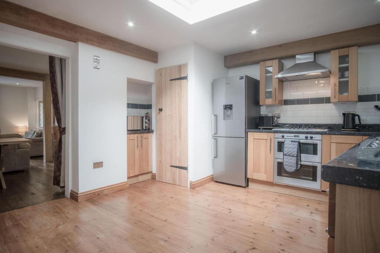 Church Terrace - 3 Bedroom Cottage - サンダースフット エクステリア 写真